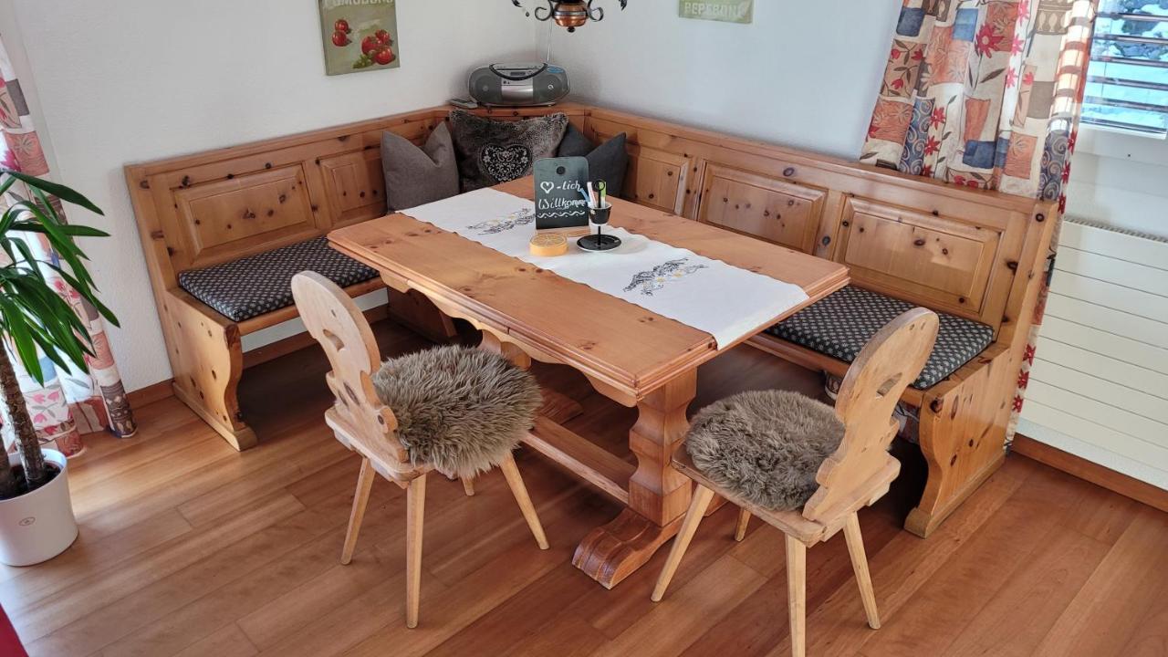 Ferienwohnung Bally Brunnen Bagian luar foto